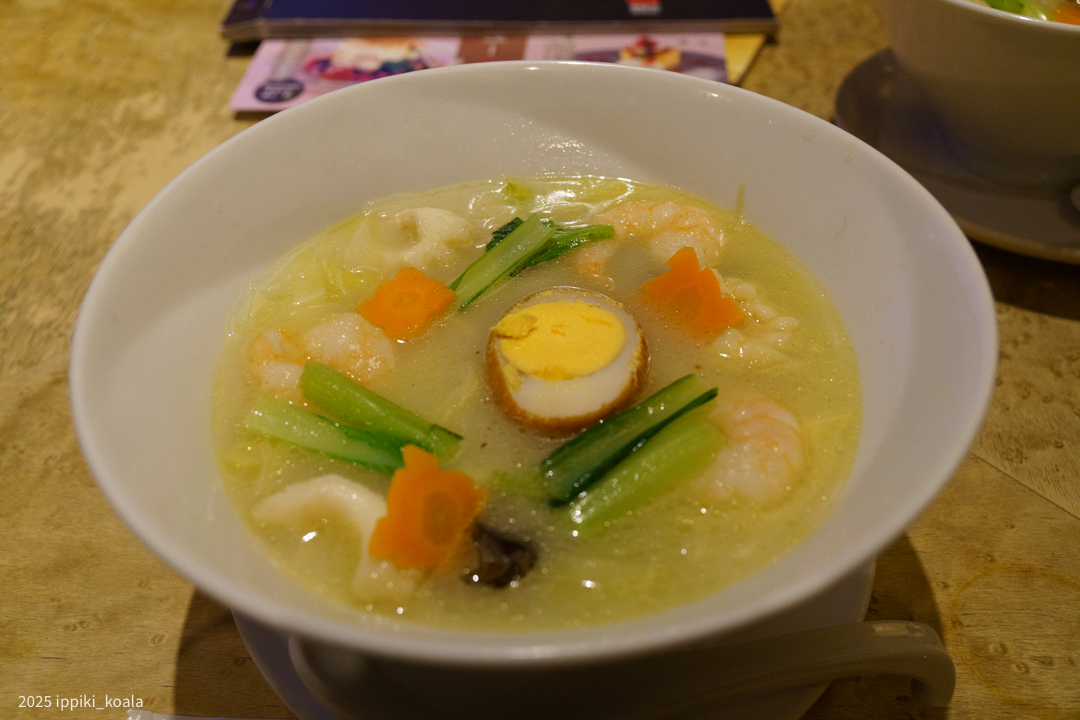 麺が春雨のちゃんぽんみたいな味