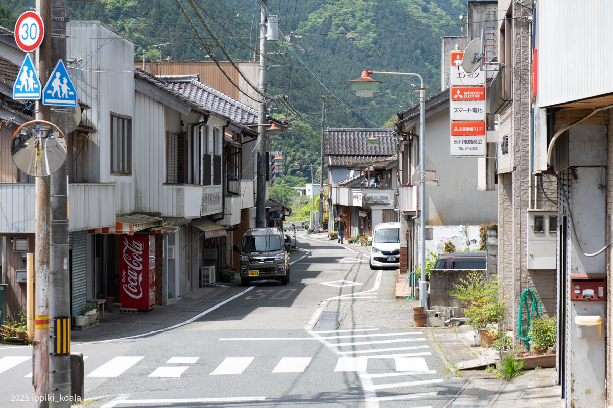 このY字路がたまらん