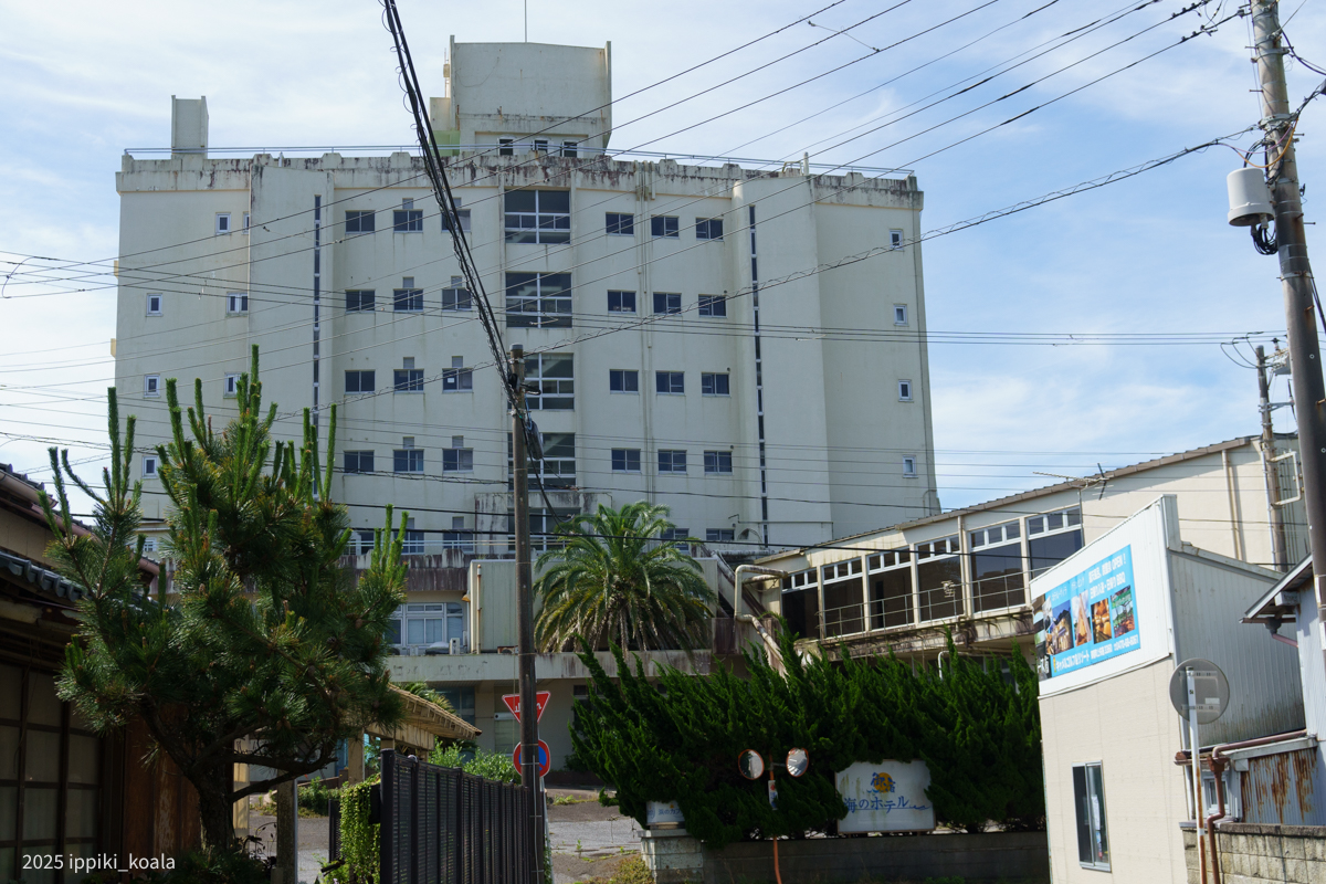 ここは廃墟になっていました