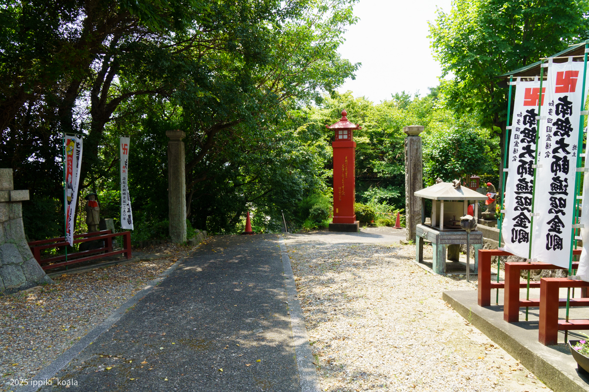地元のお寺って感じ