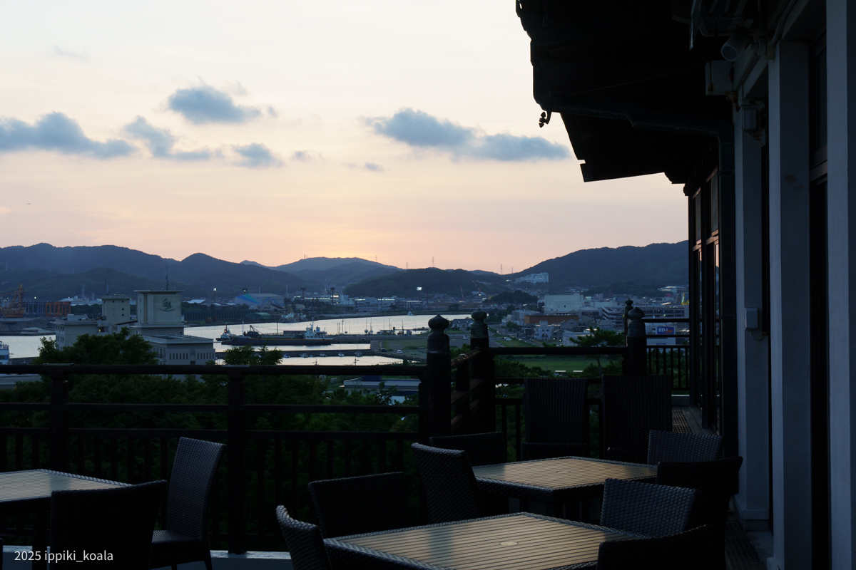 ロビーで景色を見ることができました