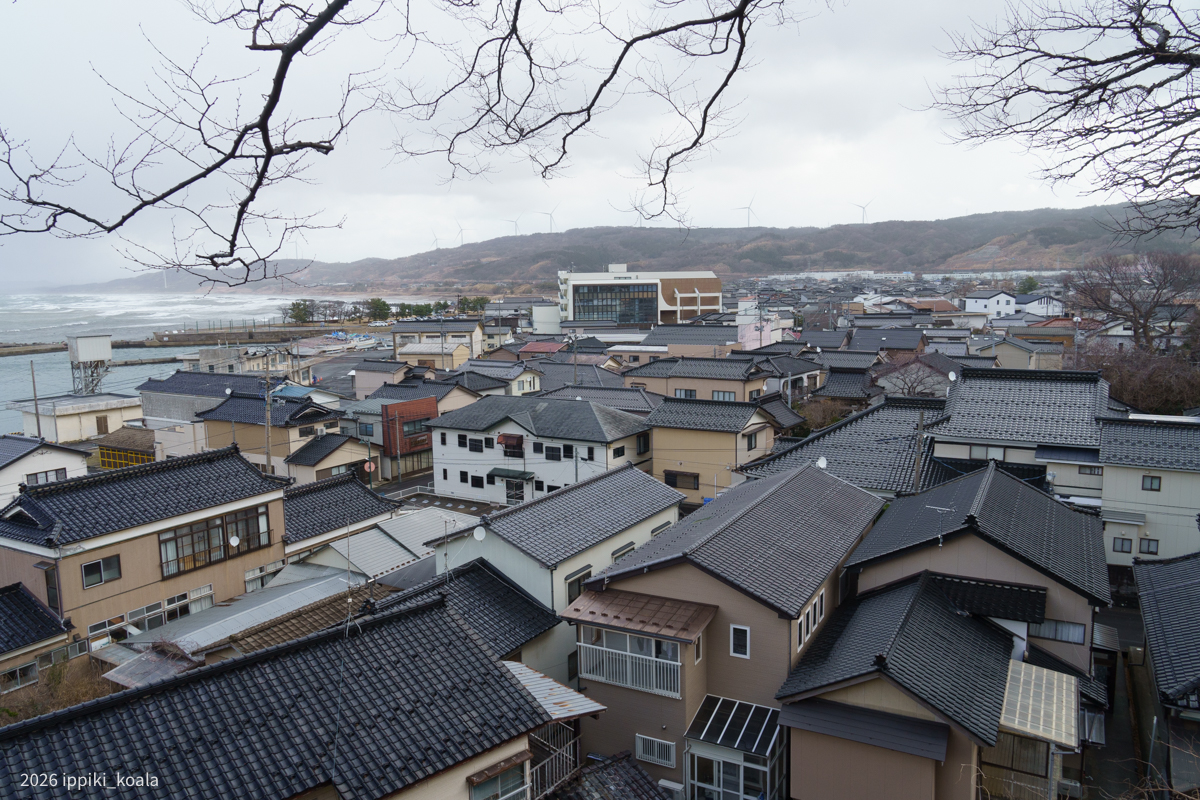 神社から街を見渡せます